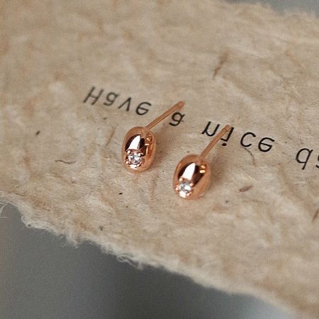 925 Sterling Silver Gold Plated Cubic Zirconia Bean Shaped Stud Earrings - A pair of 925 sterling silver gold-plated bean-shaped stud earrings with cubic zirconia, displayed on a neutral background.