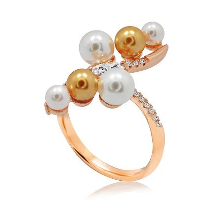 Detailed side view of the Simple Wave Pearl Fashion Ring, highlighting the intricate setting of the pearl and cubic zirconia.