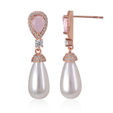 Side profile of the Dangle With Delight In Pink earring, highlighting the teardrop pearl and rose gold finish.