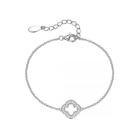 The elegant 925 sterling silver bracelet featuring a delicate chain and a lucky four-leaf clover charm.