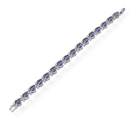Detailed view of the Purple Wave CZ Bracelet's clasp and gemstone setting.