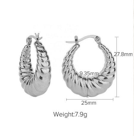 Close-up of the silver croissant hoop earring with detailed measurements: 27.8mm height, 25mm width, 9.35mm thickness, and 7.9g weight.