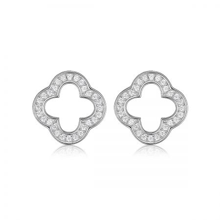 A pair of lucky four-leaf clover stud earrings in 925 sterling silver, adorned with sparkling cubic zirconia.