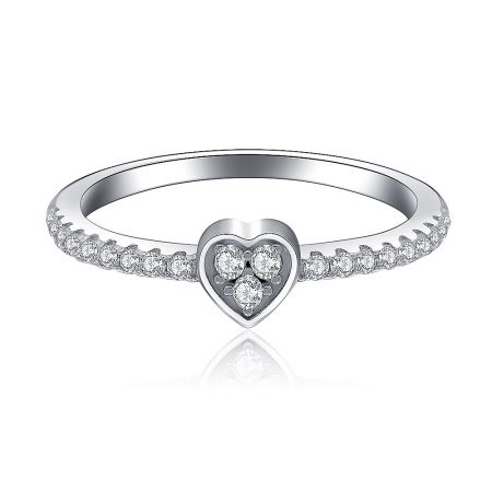 Silver Fashion Heart Ladies Ring - A close-up of the Silver Fashion Heart Ladies Ring, showcasing its sterling silver heart-shaped design adorned with sparkling cubic zirconia stones.