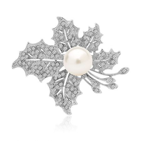 Wholesale Maple Leaf Brooch With Pearl - Wholesale Maple Leaf Brooch featuring a central white cultured pearl, set in rhodium-plated metal and accented with sparkling cubic zirconia stones.