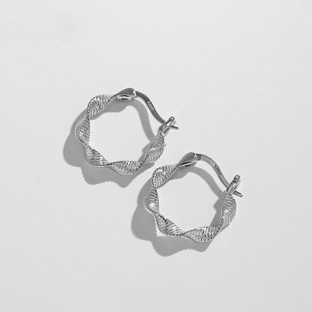 S925 Sterling Silver Möbius Twisted Hoop Earrings (Set of 5 Pairs) - A pair of S925 sterling silver Möbius twisted hoop earrings with a textured design, shown against a white background.