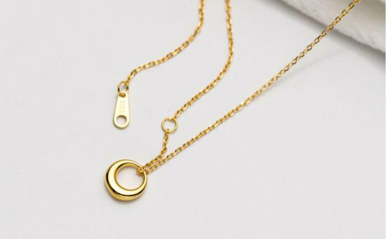 Minimalist Circle Pendant Necklace Set