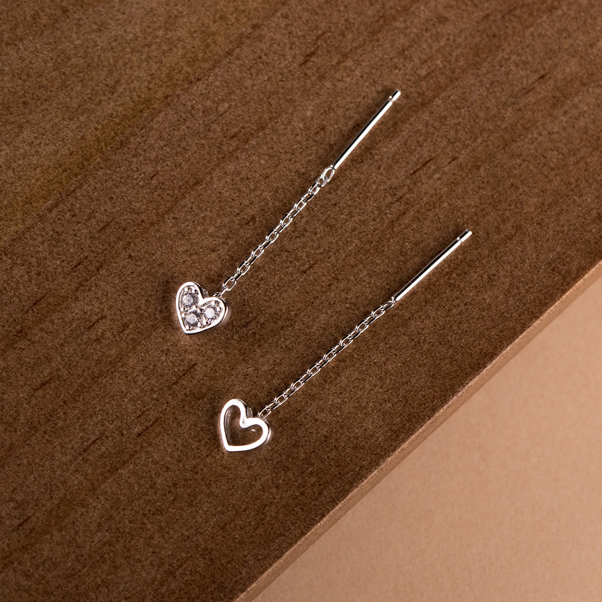 Orecchini cuore in cristallo bianco - Argento 925 Orecchini cuore in cristallo bianco - Argento 925
