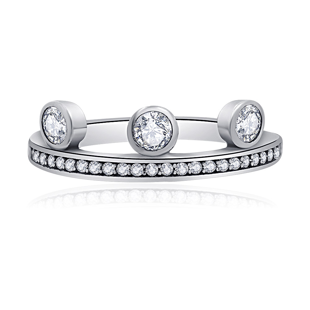 A stunning Silver Princess Tiara Ring in 925 sterling silver, featuring a central arrangement of brilliant cubic zirconia stones resembling a royal crown.