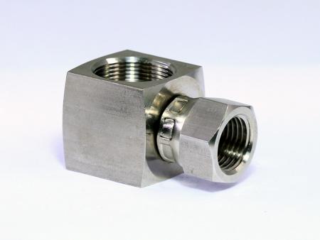 Level Gauge Adapter.