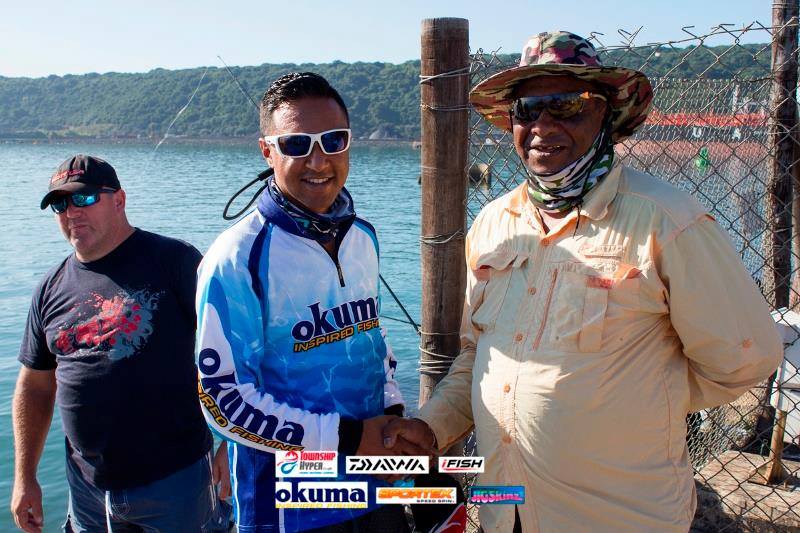 Evento - Exhibición de productos Okuma en la competencia de pesca de la Base Naval