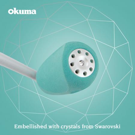 Rola de spinning L'amour decorată cu 13 cristale de la Swarovski.
