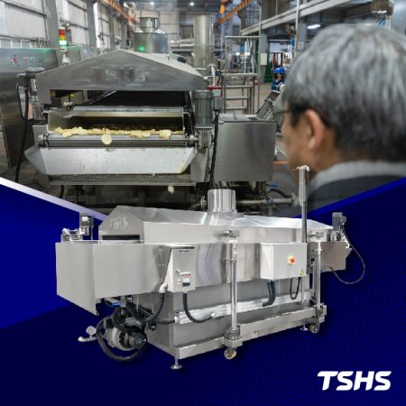 Continuous conveyor fryer case