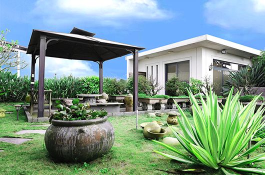 Our products feature smart designs that reduce carbon emissions and use lead-free, non-toxic components to ensure an environmentally friendly production process. We are committed to sustainability and dedicated to creating healthy, green work and living environments