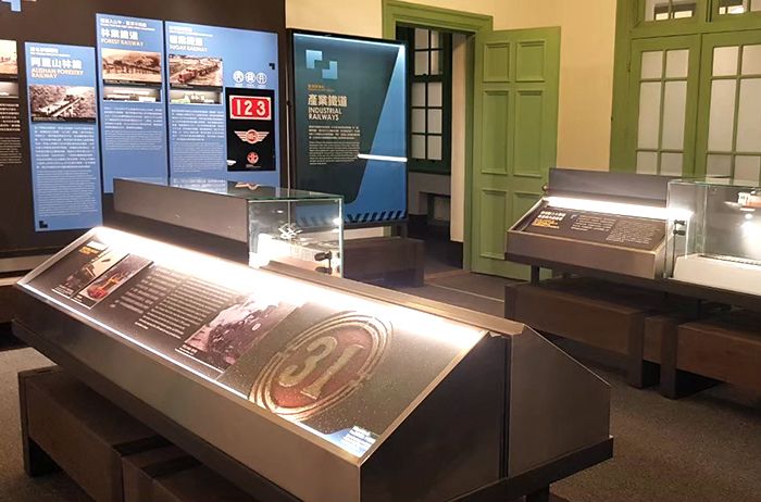 Artsave and BOSSMEN excel in curating and executing government projects, showcasing successful exhibitions