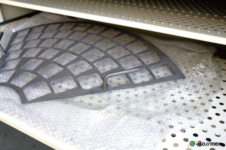 HEPA氣密台車可以根據使用者需求靈活調整台車內部的空間擺放各種類型治具、工具或其他物品。