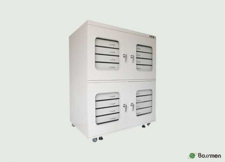 BM1476，四門抽屜式防潮櫃。