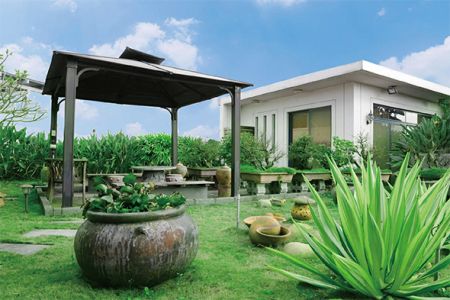 BOSSMEN INC. Rooftop Garden