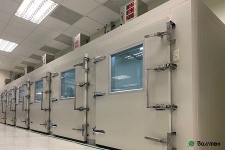 乾燥潔淨儲存室 - 移動式儲存解決方案，方便操作並最大化空間使用，適用於各種儲存需求。