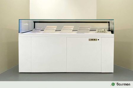 Case 4: Fiber Arts Museum Display Area.