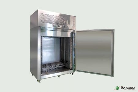 FPC-001, Small Freezing Pest Control System Cabinet Interior Diagram.
