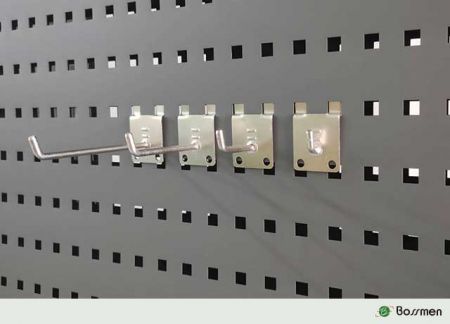 MDC-001，掛畫車之掛勾樣式。