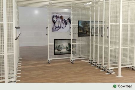 Case 2, MS-B-001 Netherlands Museum.