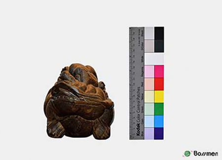 BOSSMEN Kulturreliktfotografie hebt das einzigartige Wesen jedes Artefakts hervor.