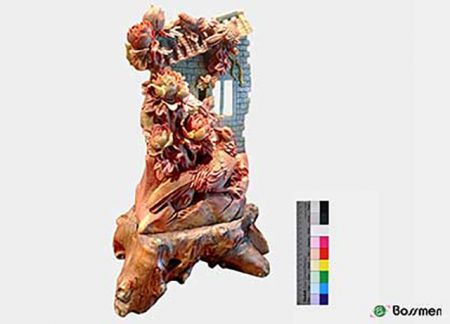 BOSSMEN sử dụng công cụ chuyên nghiệp để làm sạch hiện vật trước khi chụp ảnh.