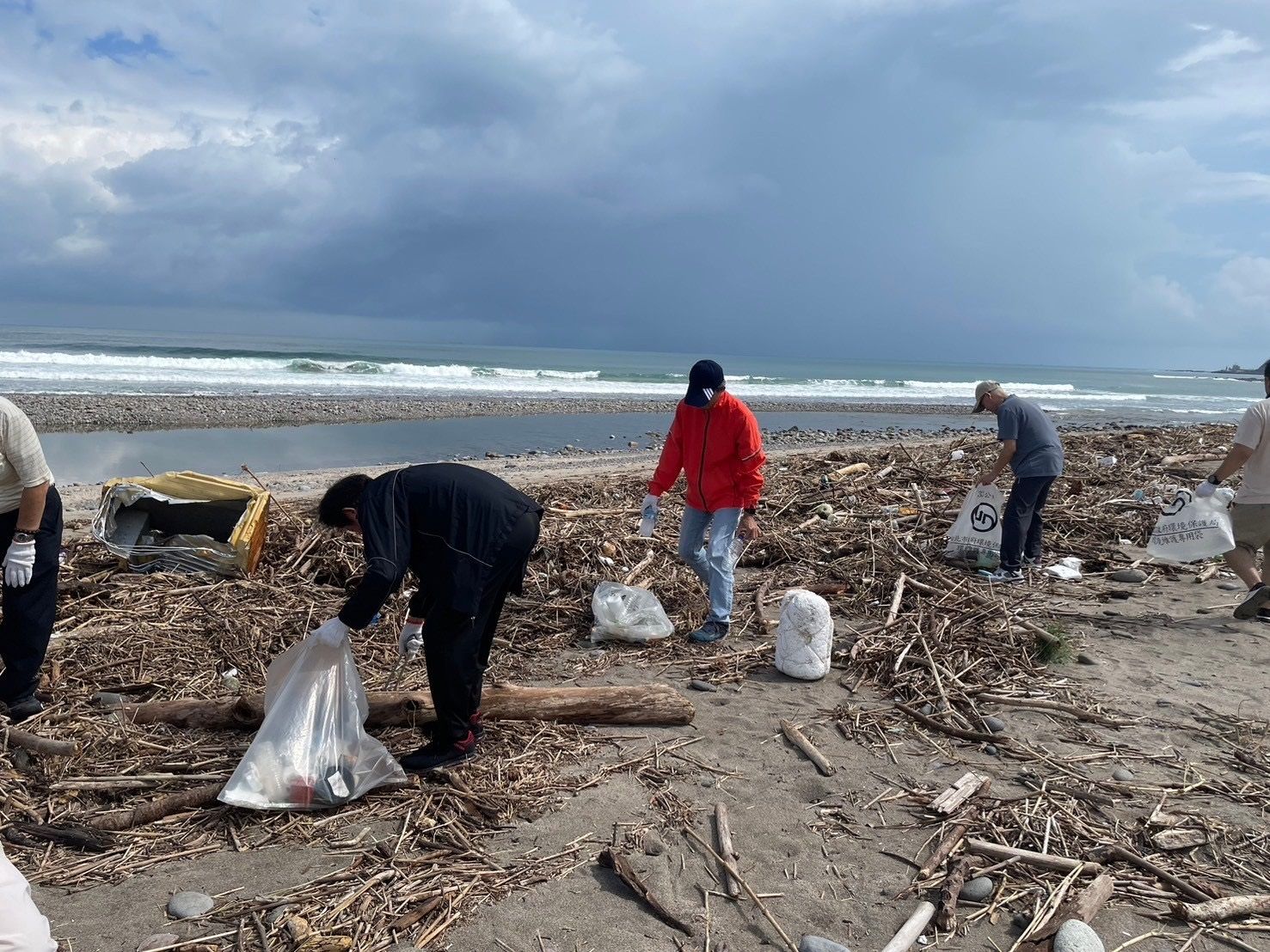 FIRSTOHM Sustainability, North Coast Beach Cleanup Recap