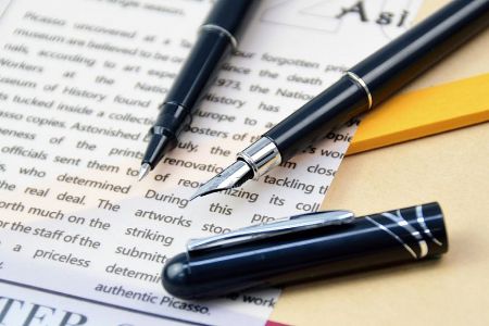 鋼珠筆與鋼筆環保筆套組。