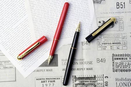 經典金屬筆夾鋼珠筆。