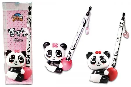 客製化原子筆與筆座文具組。