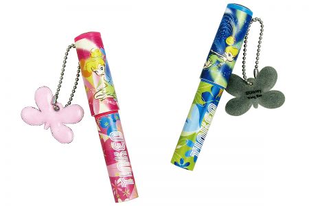 迷你原子筆搭配客製造型擦拭布吊飾。