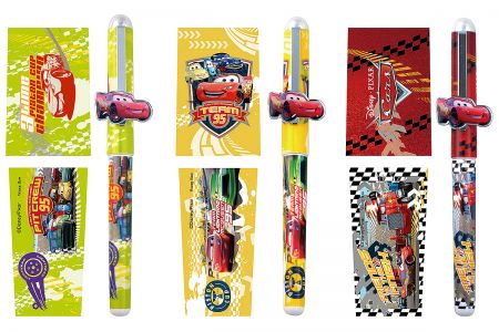 筆蓋與筆桿可設計成兩種不同圖案。