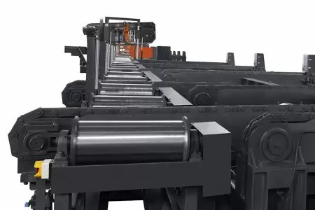 Mesin Bandsaw 500mm x 550mm dengan sistem pemotongan yang disesuaikan Tampak Belakang