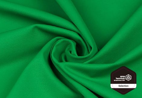 Hong Li giới thiệu vải lưới 3D siêu nhẹ và vải nén Nylon tái chế. Những xu hướng này phản ánh nhu cầu của người tiêu dùng về sức khỏe, bảo vệ môi trường và thời trang.