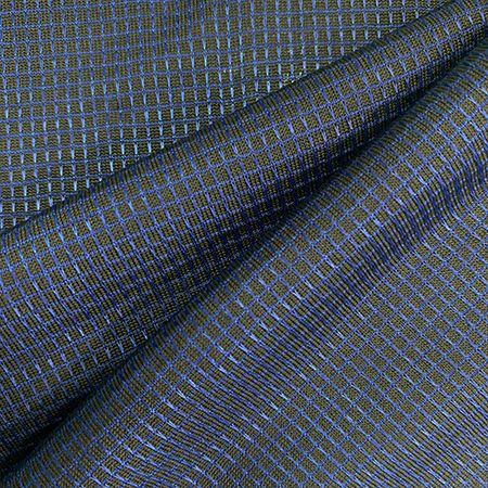 Polypropylene mesh knitted fabric has its own waterproof effect