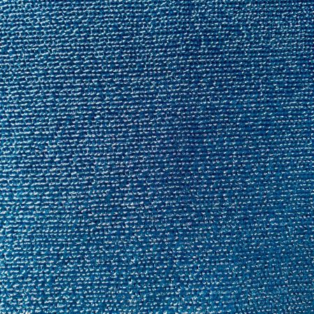 Vải terry lụa nylon được sử dụng trong các sản phẩm khác nhau như trang thiết bị bảo hộ.