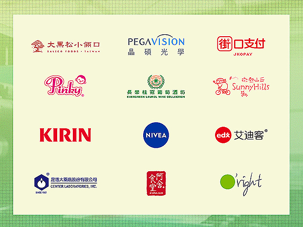 With 40 years of expertise and craftsmanship, we have partnered with thousands of leading brands to create eye-catching, custom label designs tailored to each product’s unique features.