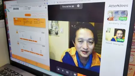 Introducing pill cutter to buyer online meeting.