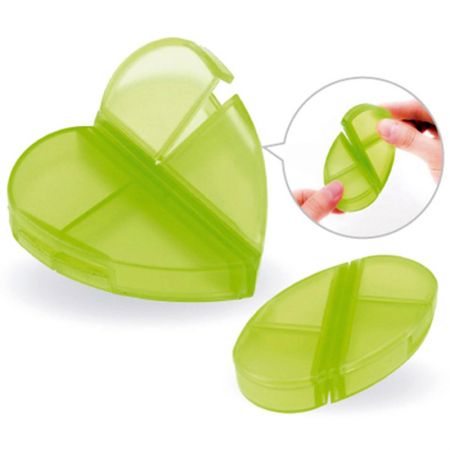 Utilizzo della custodia per pillole a 4 griglie giornaliere.