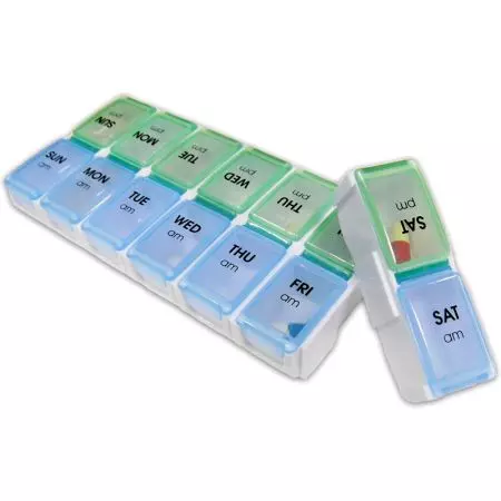 可拆式14格藥盒容量。