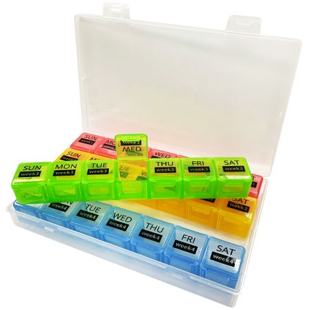 Organizador de pastillas portátil personalizado de 28 compartimentos con estuche exterior.