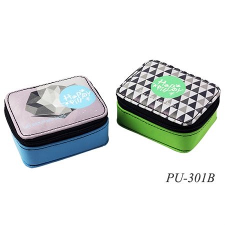 Boîte à pilules de couleur 8 compartiments.