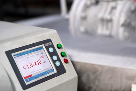 バルブエミッション試験機