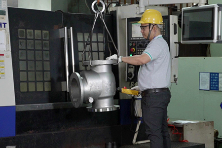 縦型マシニングセンター