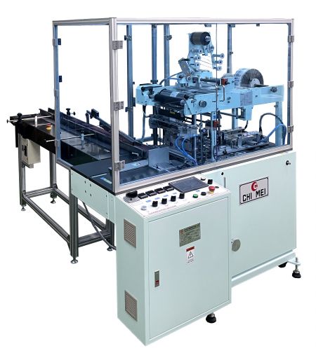 Machine de suremballage automatique - machine de suremballage, machine de suremballage, machine à cellophane, machine d'emballage de cigarettes, machine d'emballage de tabac, machine d'emballage de boîtes, machine d'emballage de boîtes de parfum, machine d'emballage sous film rétractable.