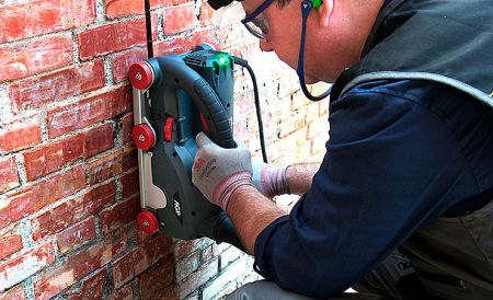 Wall Chaser - Wall chaser, designed to cut in concrete, brick, or stone walls.