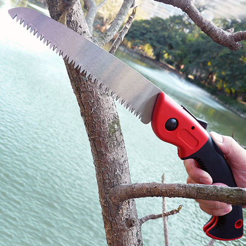Hand-held Folding Saw for Cutting Through Dry and Green Wood manufacturer